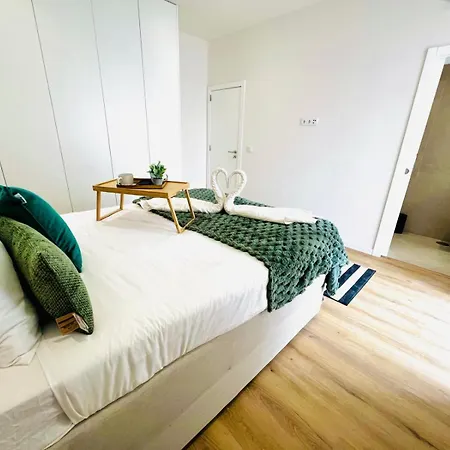 Luxury Flat In Lisbon, Ideal For Tourists Апартаменты Лиссабон