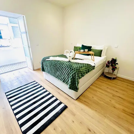 Апартаменты Luxury Flat In Lisbon, Ideal For Tourists