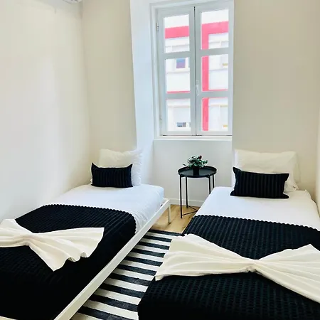 Luxury Flat In Lisbon, Ideal For Tourists Апартаменты