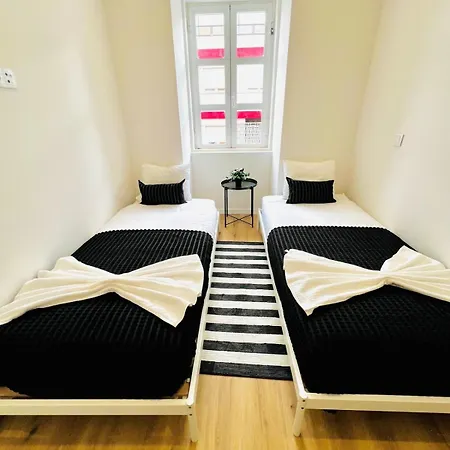 Luxury Flat In Lisbon, Ideal For Tourists Лиссабон